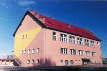 Budynek szkoły. Źródło: www.szkolnictwo.pl