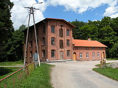 Zabytkowy młyn w Potrytach.Fot. S. Czachorowski. Źródło: Commons Wikimedia [21.12.2013]