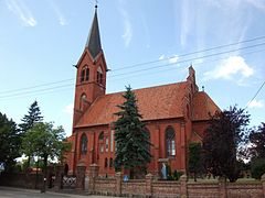 Kościół parafialny.Fot. Dosp84. Źródło: www.pl.wikipedia.org, 04.01.2014.