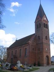 Kościół parafialny, źródło: pomorska.pl [11.04.2014]