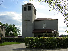 Kościół parafialny. Fot. Marcin N. Źródło: Commons Wikimedia [13.04.2014]