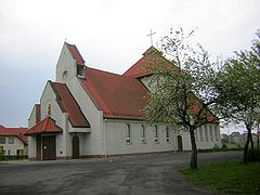 Kościół parafialny.Fot. Marcin N. Źródło: Commons Wikimedia [13.04.2014]