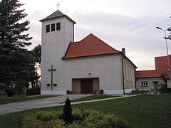Kościół parafialny.Fot. Piotr Marynowski. Źródło: Commons Wikimedia [22.10.2014]