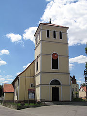 Kościół parafialny. Fot. Holger Weinandt.Źródło: www.pl.wikipedia.org