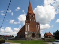 Kościół parafialny pw. Serca Jezusowego Radomnie. Źródło: www.gminanml.pl
