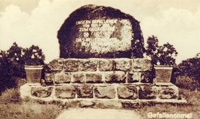 Nowe Kiejkuty. Pomnik ku czci  mieszkańców poległych w latach 1914-1918 Olsztyńska Strona Rowerowa [04.10.2014]
