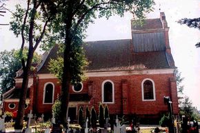 Kościół pw. Trójcy Świętej w Chruścielu. Fot. A. Romulewicz. 2007 r.