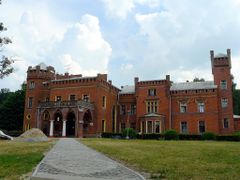 Pałac w Karnitach.Źródło: www.marienburg.pl [31.08.2014]