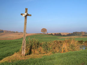 Krzyż drewniany w Brąswałdzie. © Stanisław Kuprjaniuk