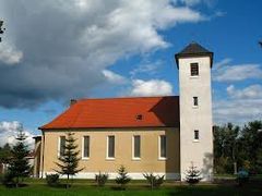 Kościół ewangelicki w Pieckach.Fot. Robert Wrobel. Źródło: www.it.mragowo.pl [12.09.2013]