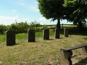 Romanowo. Mogiły wojenne Strona poświęcona cmentarzom i pomnikom wojennym w powiecie ełckim [27.07.2013]