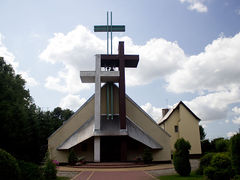 Kościół pw. św. Maksymiliana Kolbe w Bezledach, autor: Honza Groh, źródło: Wikimedia Commons [30.10.2014]