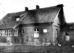 Budynek dawnej szkoły polskiej w Piasutnie.Źródło: www.piasutno.w.interia.pl [23.03.2014]