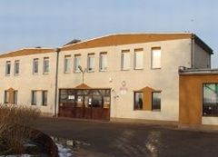 Budynek szkoły. Źródło: www.szkolnictwo.pl [04.08.2014]