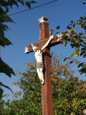 Krzyż drewniany w Bredynkach. © Stanisław Kuprjaniuk