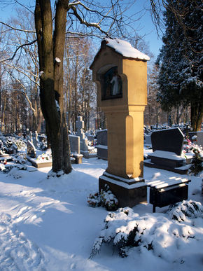 Stacja VIII drogi krzyżowej na cmentarzu w Lidzbarku Warmińskim. © Stanisław Kuprjaniuk
