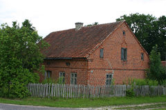 Tradycyjna poniemiecka zabudowa wsi Kałwągi.Fot. Ralf Lotys. Źródło: Commons Wikimedia