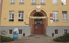 Budynek szkoły, źródło: www.wirtualnyelk.pl [30.10.2014]
