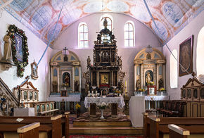 Ołtarz w kościele pw. św. Marii Magdaleny w Pieszkowie