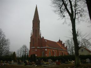 Neogotycki kościół w Słobitach