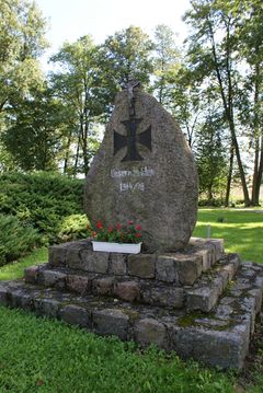Kamień ku czci poległych niemieckich żołnierzy w I wojnie światowej.Fot. Mieczysław Kalski