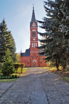 Kościół pw. św. Stanisława Kostki w Karolewie.Fot. km_nida. Źródło: www.polskaniezwykla.pl