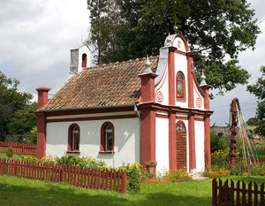 Kaplica pw. św. Jana Chrzciciela w Kominkach. Fot. Honza Groh. Źródło: Commons Wikimedia