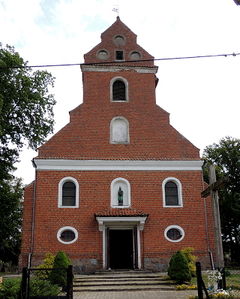 Kościół pw. Trójcy Świętej w Chruścielu. Autor. Jacek Bogdan. Źródło: Wikimedia Commons