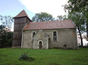 Kościół pw. Narodzenia Najświętszej Maryi Panny w Rynie Reszelskim. Fot. Honza Groh. Źródło: Commons Wikimedia
