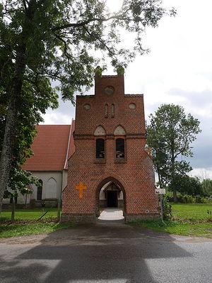 Dzwonnica w Jarnołtowie.Fot. WiktorN.PL. Źródło: Commons Wikimedia