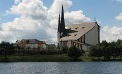 Kościół parafialny.Źródło: www.elk.salezjanie.pl, 02.01.2014.