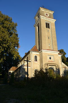Kościół pw. św. Andrzeja Apostoła w Wapniku. Fot. Martust2. Źródło: Wikimedia Commons [29.10.2014]
