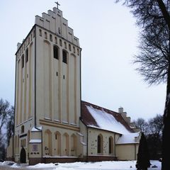 Kościół konkatedralny w Gołdapi, źródło: Parafia katedralna w Gołdapi, 11.04.2014.