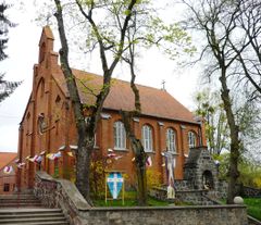 Kościół w Ukcie. Fot. Przemysław Jahr. Źródło: Commons Wikimedia [12.11.2013]