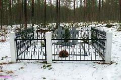 Babrosty.Mogiły żołnierzy rosyjskich, poległych w roku 1915 Piska Pozycja Ryglowa[02.06.2014]