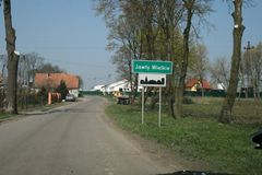 Jawty Wielkie. Wjazd do wsi.Fot. Martin Clavun. Źródło: www.ziburski.de