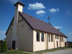 Kościół pw. Najświętszej Maryi Panny Królowej Męczenników w Wójtowie, autor: Keller OE, źródło: Wikimedia Commons