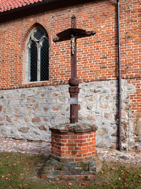 Krzyż drewniany we Wrzesinie. © Stanisław Kuprjaniuk