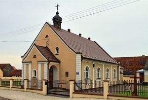 Cerkiew greckokatolicka pw. św. Mikołaja w Baniach Mazurskich. Fot. Sanka. Źródło: www.polskaniezwykla.pl.