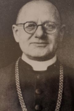 ks. Josef Steinki