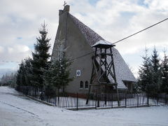 Kaplica filialna w Ząbrowcu.Źródło: www.milakowo.parafia.info.pl