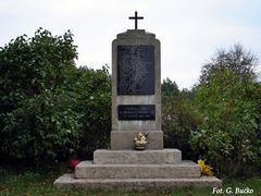 Zawady Ełckie. Pomnik poległych Olsztyńska Strona Rowerowa [12.11.2013]