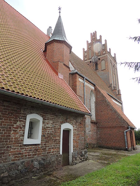 Plik:Parafia-płoskinia2.jpg