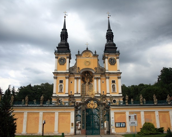 Plik:Parafiaświętalipka.jpg