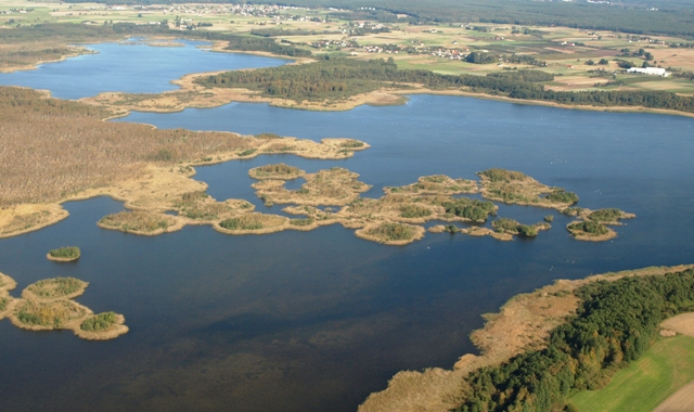 Plik:Rezerwat Karaś 2.jpg