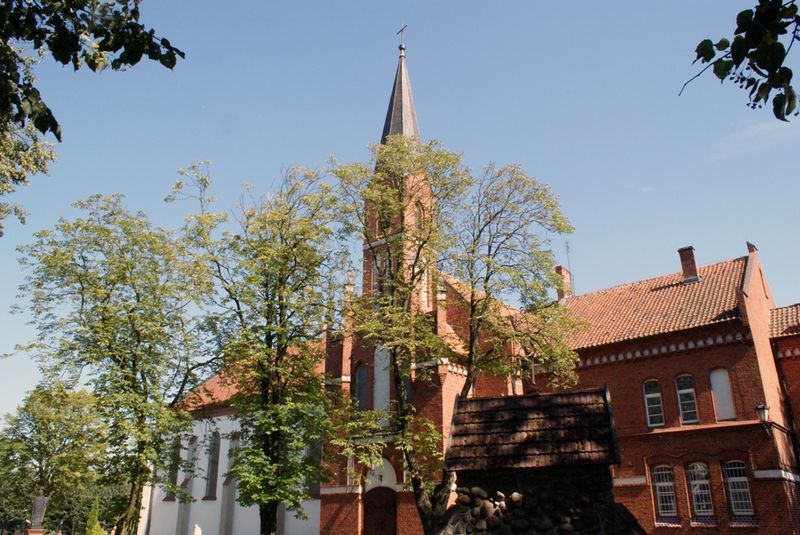 Plik:Kosciolkrzyza korsze 1.jpg
