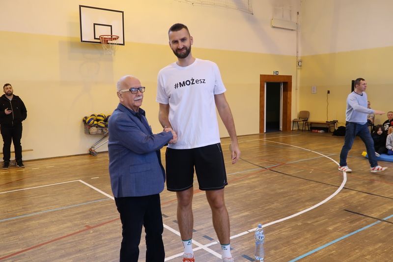 Plik:Leszek Dublaszewski i Marcin Możdżonek.jpg