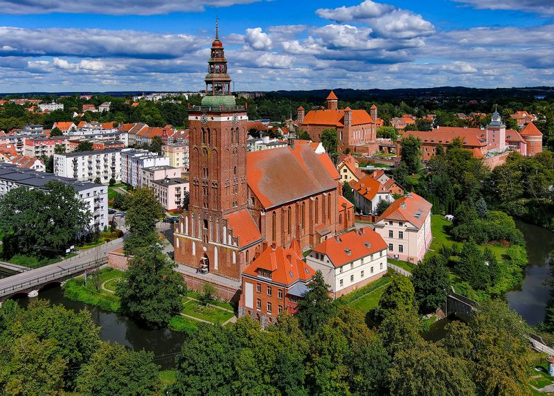 Plik:LidzbarkWarmińskiKościół1.jpg