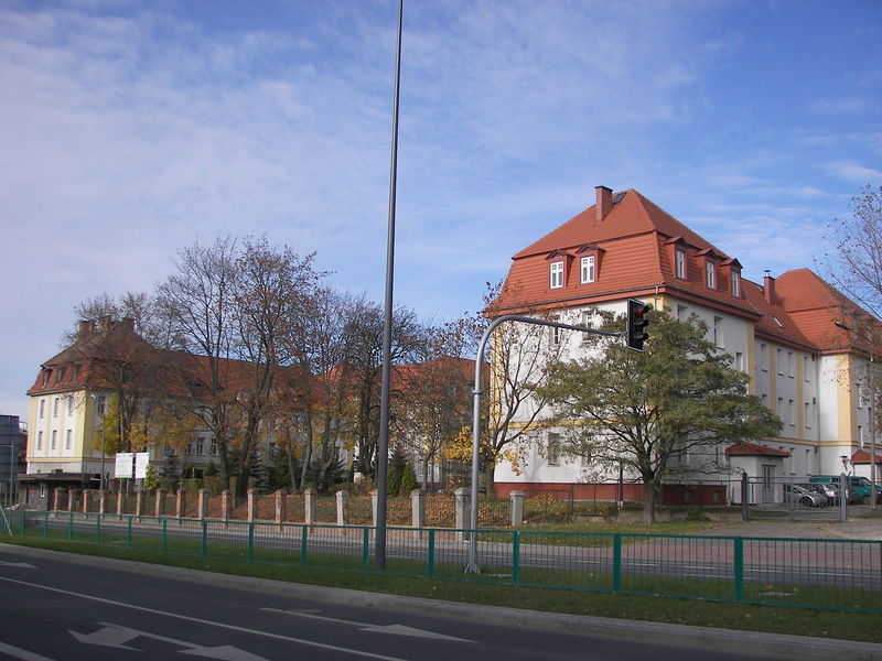 Plik:09 - ul. Pstrowskiego (4).jpg
