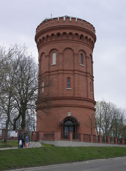Plik:Olsztyn-wieza cisnien.jpg
